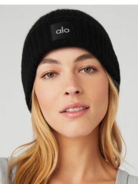 ALO Yoga Black Ribbed Knit Beanie